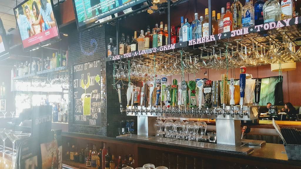 Bar Louie - The Promenade Bolingbrook | night club | 619 E Boughton Rd #A, Bolingbrook, IL 60440, USA | 6304107100 OR +1 630-410-7100