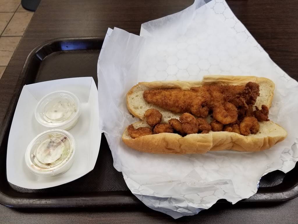 Leos Cajun Corner | restaurant | 3201 Broadway Avenue J, Galveston, TX 77550, USA | 4097655151 OR +1 409-765-5151