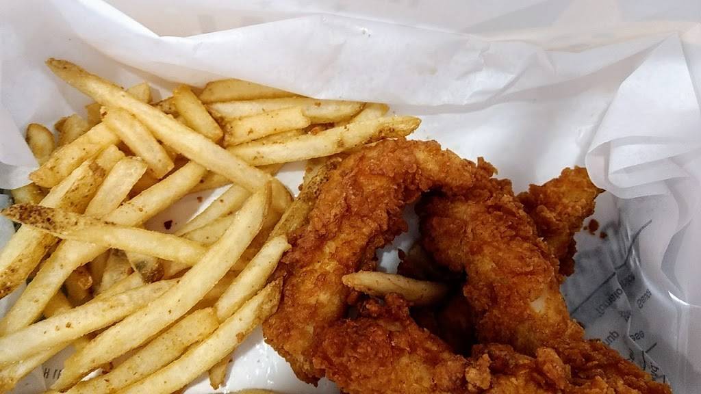 Hardees | restaurant | 718 Nursery Rd, Linthicum Heights, MD 21090, USA | 4106090870 OR +1 410-609-0870