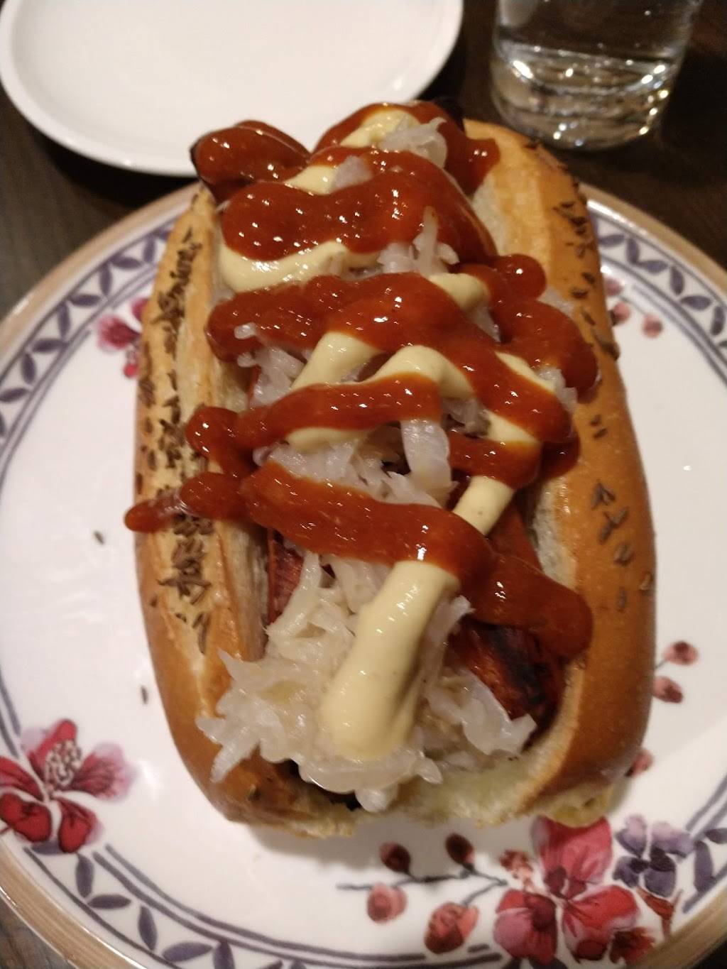 Rathskeller | restaurant | 5782 Main St, Elkridge, MD 21075, USA | 4107961530 OR +1 410-796-1530