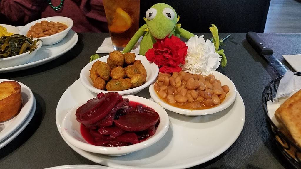 South Main Kitchen & Tavern | restaurant | 128 S Main St, Mt Holly, NC 28120, USA | 7048128973 OR +1 704-812-8973