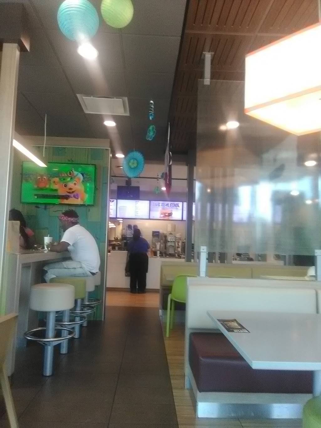 McDonalds | cafe | 1920 Wilcrest Dr, Houston, TX 77042, USA | 7139527322 OR +1 713-952-7322