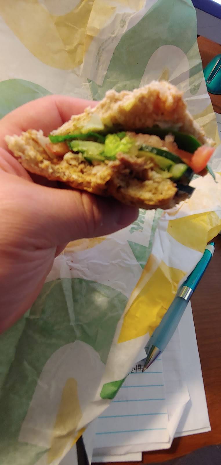 Subway | meal takeaway | 3200 Coors Blvd NW Suite E, Albuquerque, NM 87120, USA | 5053520094 OR +1 505-352-0094