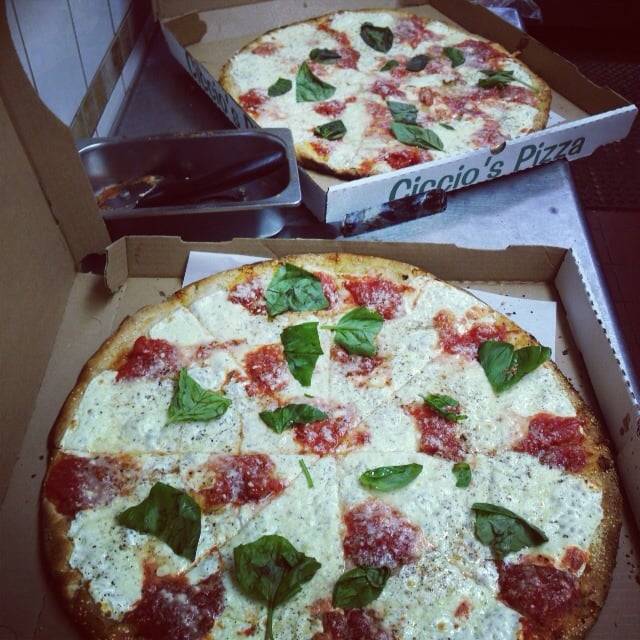 Ciccio Pizza | restaurant | 207 Avenue U, Brooklyn, NY 11223, USA | 7183729695 OR +1 718-372-9695