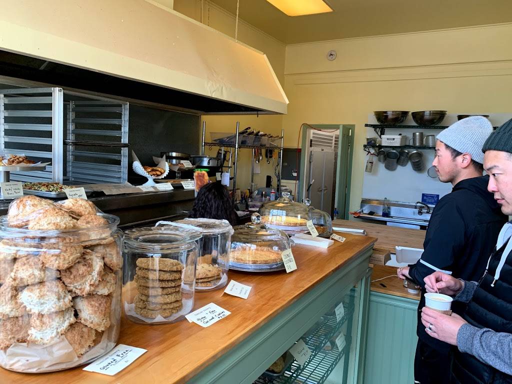 Tomales deli + cafe | restaurant | 27000 Shoreline Hwy, Tomales, CA 94971, USA | 7078782732 OR +1 707-878-2732