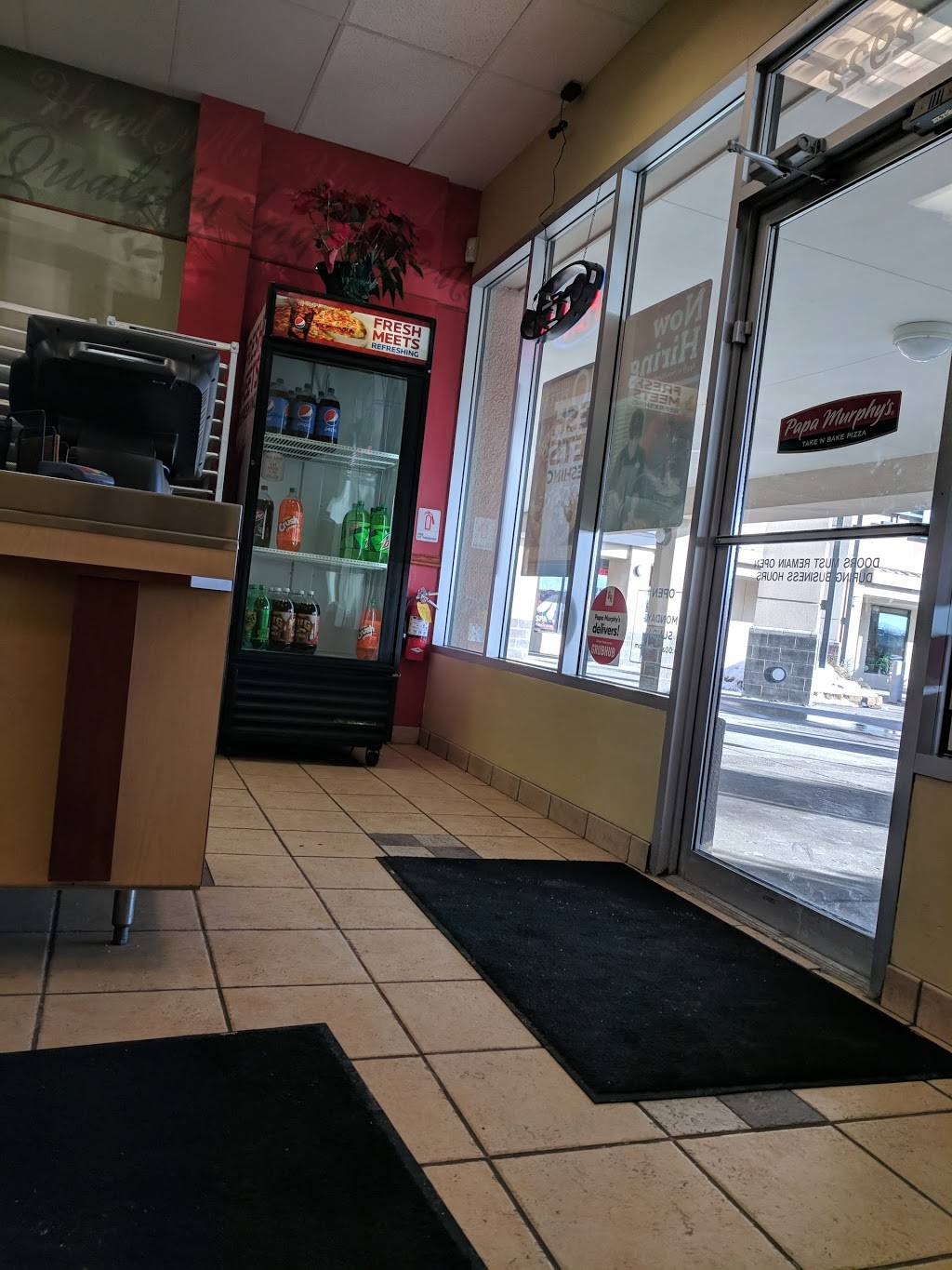 Papa Murphys Take N Bake Pizza | meal takeaway | 2922 W 66th St, Richfield, MN 55423, USA | 6124658704 OR +1 612-465-8704