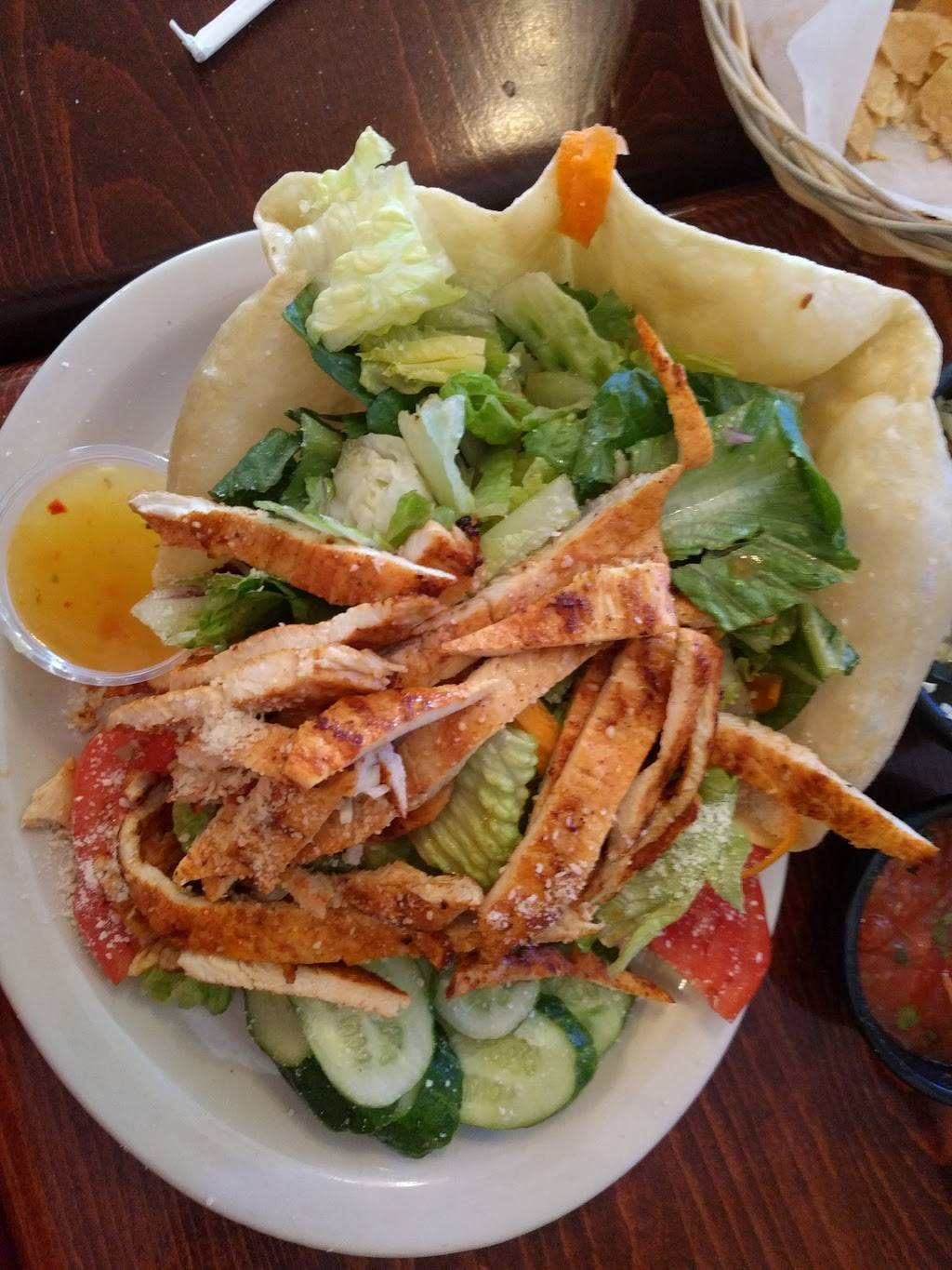 El Charro | restaurant | 942 N Golden State Blvd, Turlock, CA 95380, USA | 2096682650 OR +1 209-668-2650