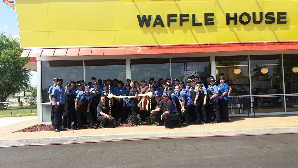 Waffle House | meal takeaway | 219 S Thompson St, Springdale, AR 72764, USA | 4793207010 OR +1 479-320-7010