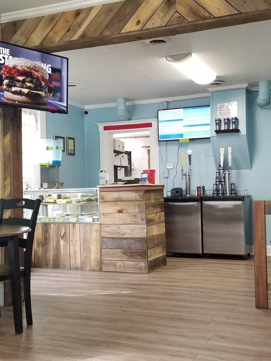 Coffee Breeze | restaurant | 9208 W Smith St, Yorktown, IN 47396, USA | 7654051797 OR +1 765-405-1797