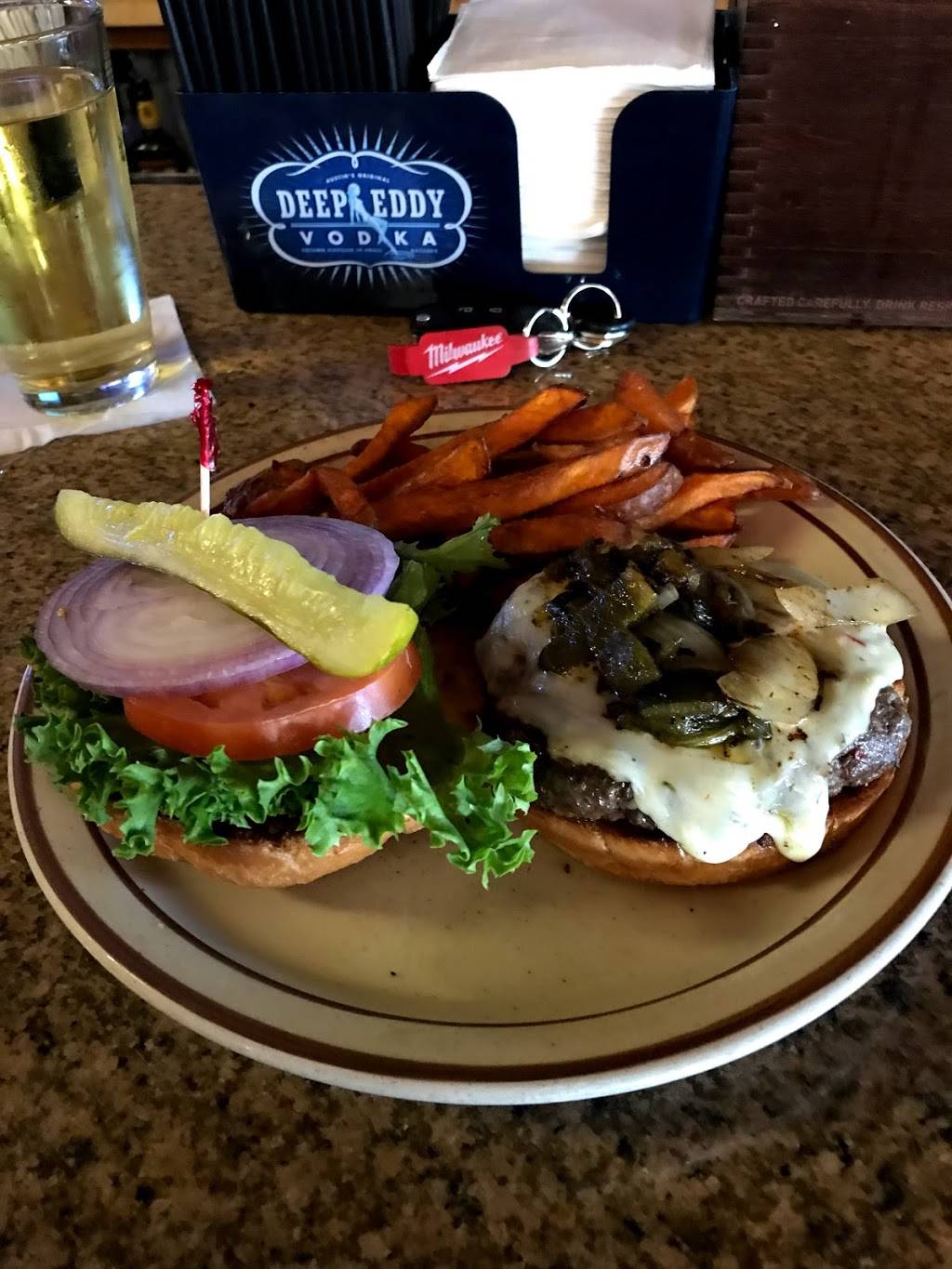 JD Campbells Mercantile Cafe | restaurant | 9098 W Pinnacle Peak Rd, Peoria, AZ 85383, USA | 6238259500 OR +1 623-825-9500