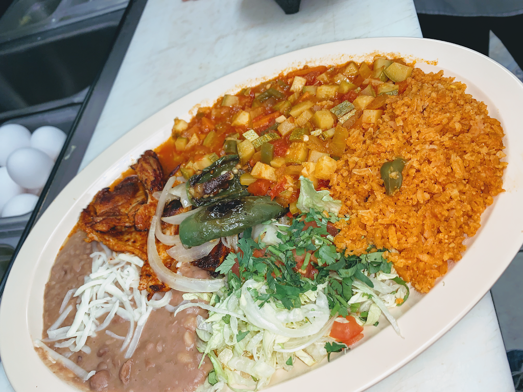 Mike Tacos | restaurant | 556 N Cicero Ave, Chicago, IL 60644, USA | 3124658877 OR +1 312-465-8877