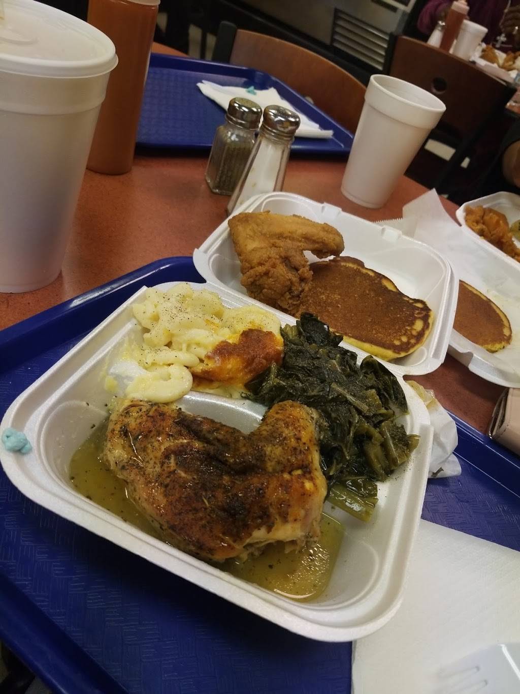 Freds Country Kitchen | restaurant | 132 Mitchell St SW, Atlanta, GA 30303, USA | 4045245665 OR +1 404-524-5665