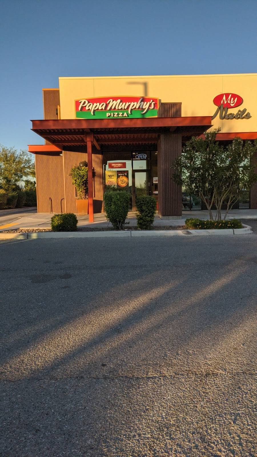 Papa Murphys | Take N Bake Pizza | meal takeaway | 9160 S Houghton Rd, Tucson, AZ 85747, USA | 5206635755 OR +1 520-663-5755