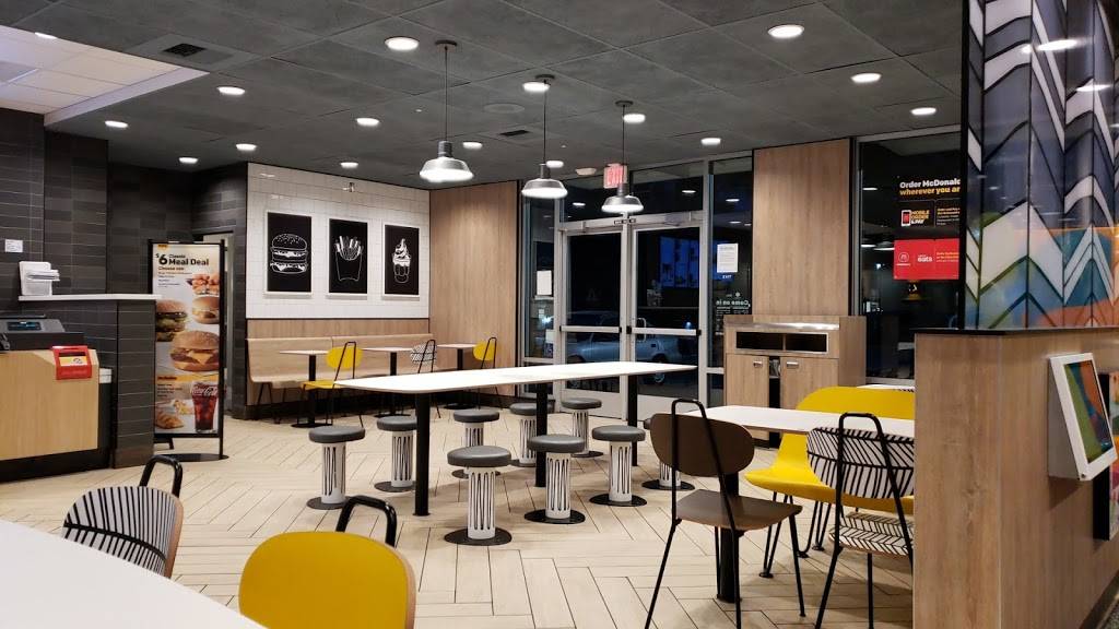 McDonalds | cafe | 1690 Contra Costa Blvd, Pleasant Hill, CA 94523, USA | 9253568818 OR +1 925-356-8818