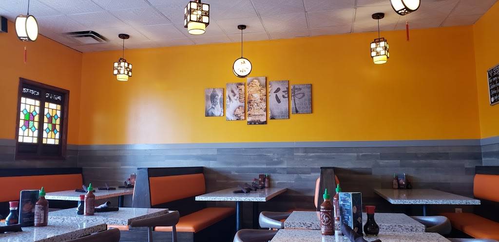 Thai Basil | restaurant | 7456 S Simms St, Littleton, CO 80127, USA | 7209228888 OR +1 720-922-8888