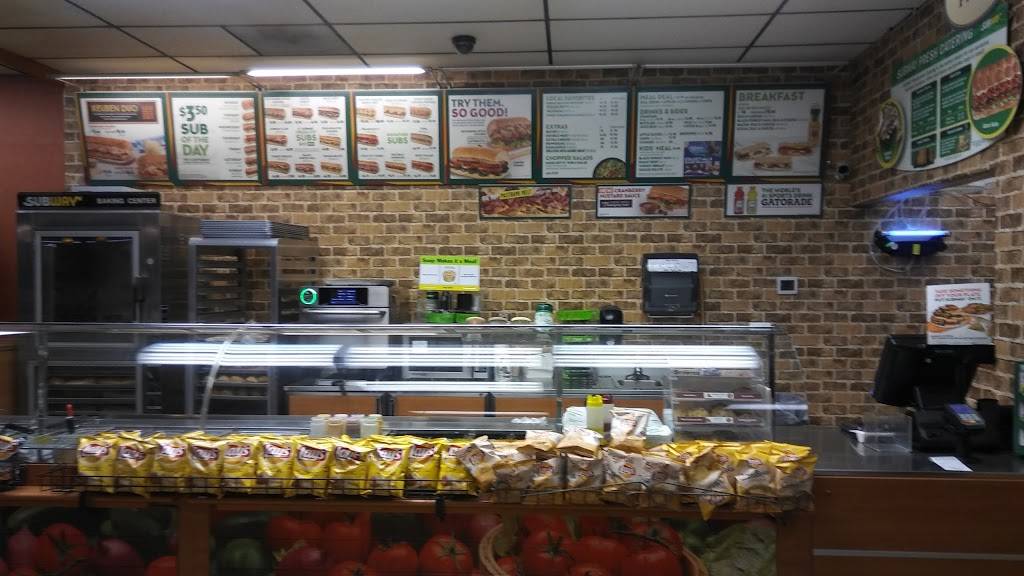Subway | meal takeaway | 1407 E 72nd St Suite E, Tacoma, WA 98404, USA | 2534763887 OR +1 253-476-3887