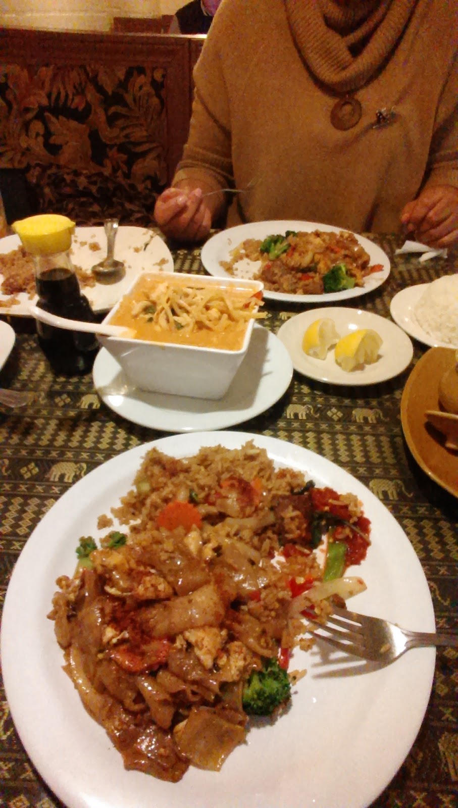 Chao Praya Thai Cuisine | restaurant | 1751 AZ-95, Bullhead City, AZ 86442, USA | 9284441064 OR +1 928-444-1064