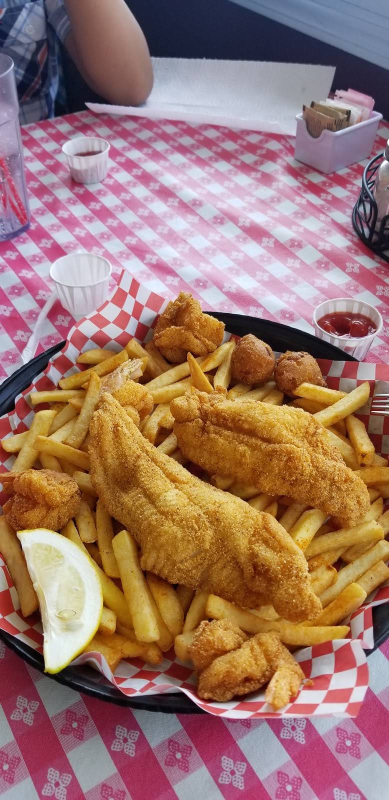 Ocean Shack | restaurant | 3444 Irving Blvd, Dallas, TX 75247, USA | 9728638282 OR +1 972-863-8282