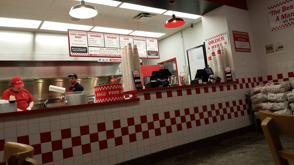 Five Guys | meal takeaway | 927 Holt Rd Suite 200, Webster, NY 14580, USA | 5858721746 OR +1 585-872-1746