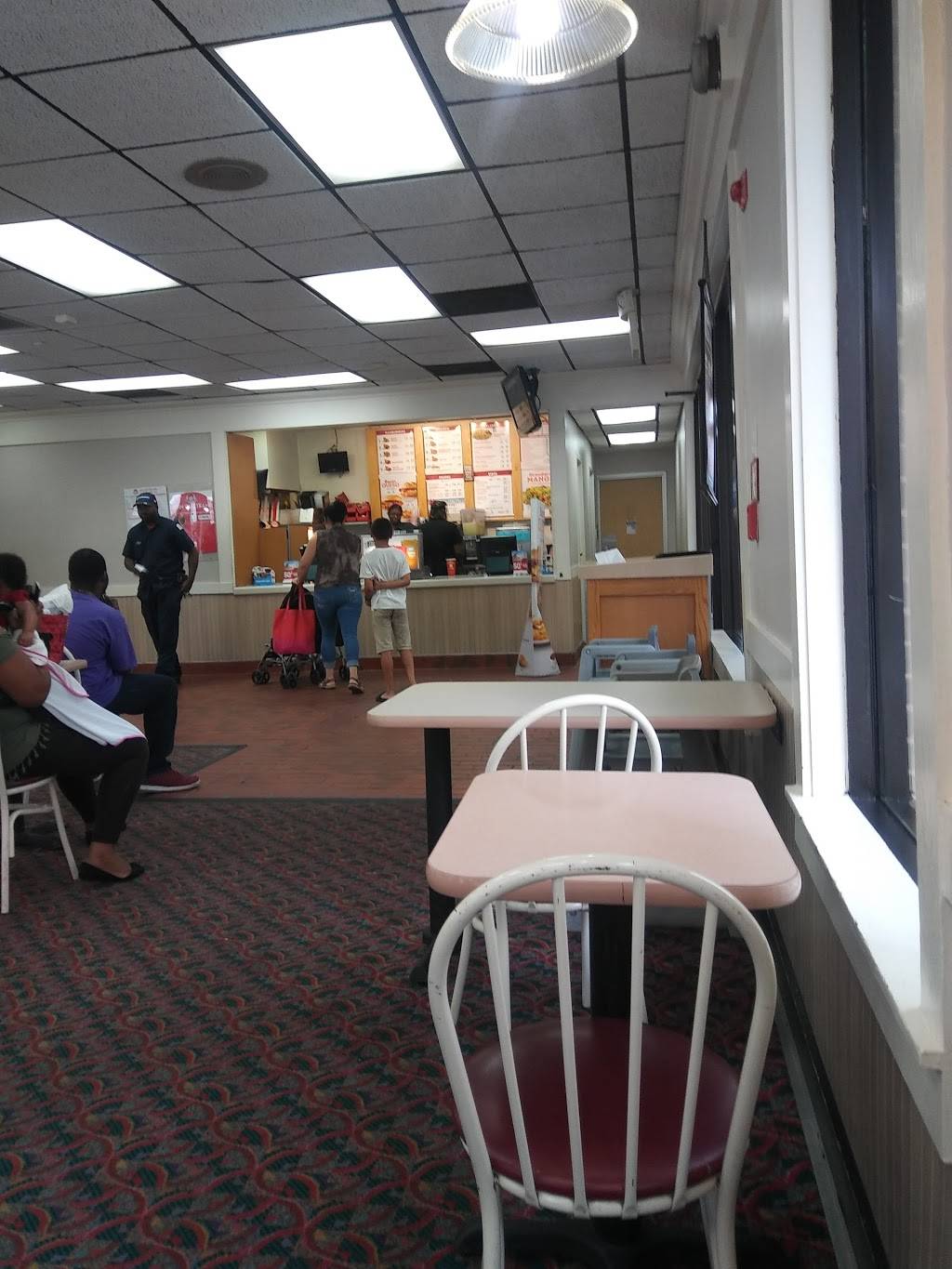 Wendys | restaurant | 3900 Georgia Ave NW, Washington, DC 20011, USA | 2027230137 OR +1 202-723-0137