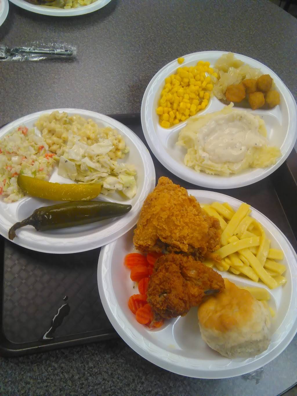 KFC | restaurant | 4400 US 41 South, Terre Haute, IN 47802, USA | 8122344446 OR +1 812-234-4446