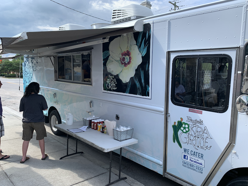 Oak Road Brewery | restaurant | 108 E 3rd N St, Summerville, SC 29483, USA | 8436959886 OR +1 843-695-9886