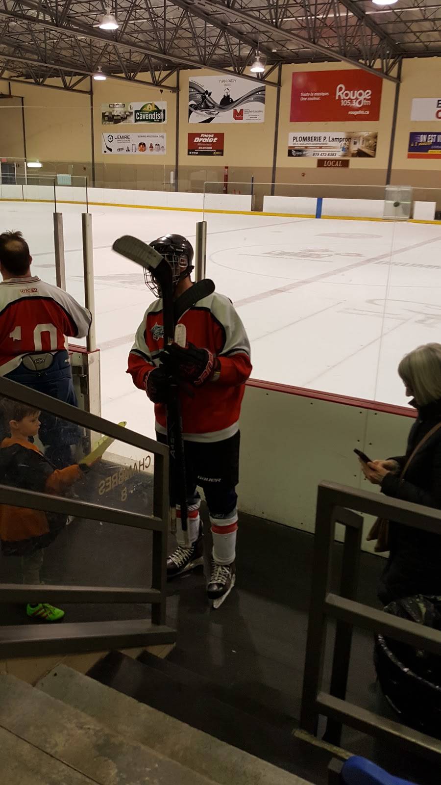 Resto Bar Olympia Yvan Cournoyer | restaurant | 1145 Boulevard Jean-De Brébeuf, Drummondville, QC J2B 4T5, Canada | 8194727367 OR +1 819-472-7367