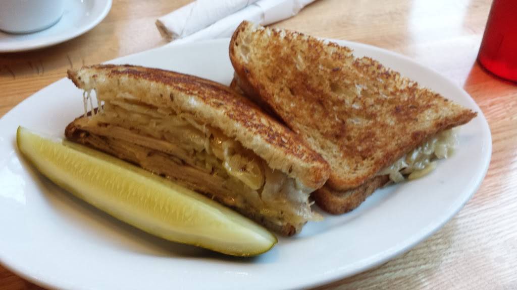 Stalzys Deli | restaurant | 2701 Atwood Ave, Madison, WI 53704, USA | 6082497806 OR +1 608-249-7806