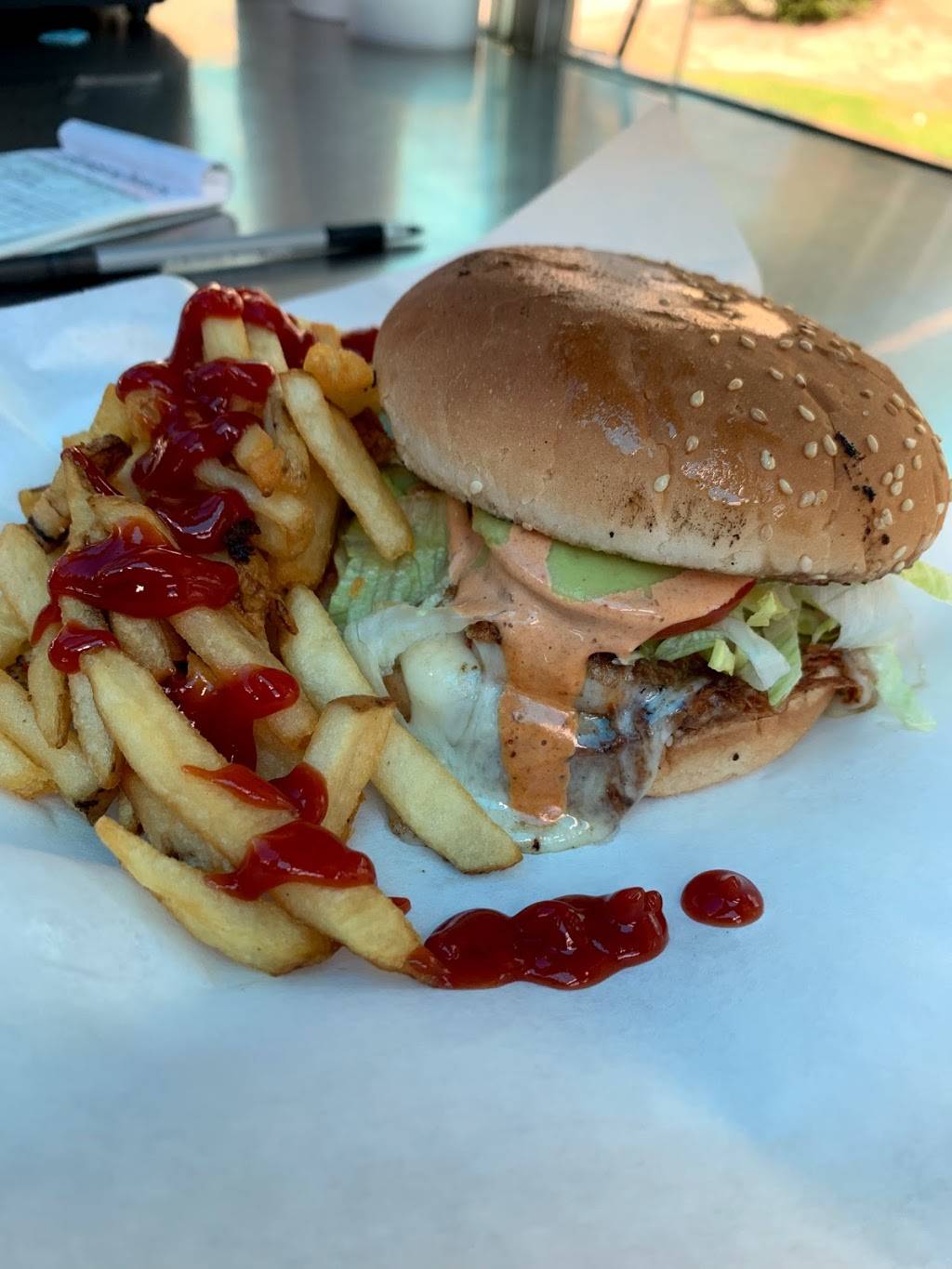 Ta’cool taco truck | restaurant | 1631-1699 N Parton St, Santa Ana, CA 92706, USA | 2095007052 OR +1 209-500-7052