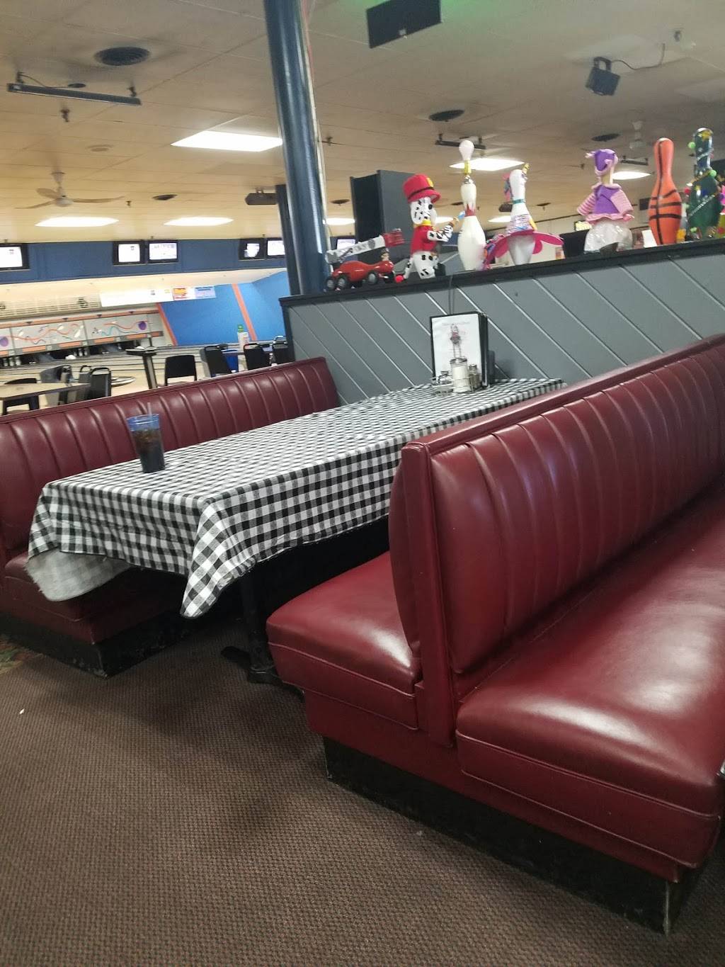 Chicos Lakeview Diner | restaurant | 715 Old Liverpool Rd, Liverpool, NY 13088, USA | 3154571578 OR +1 315-457-1578