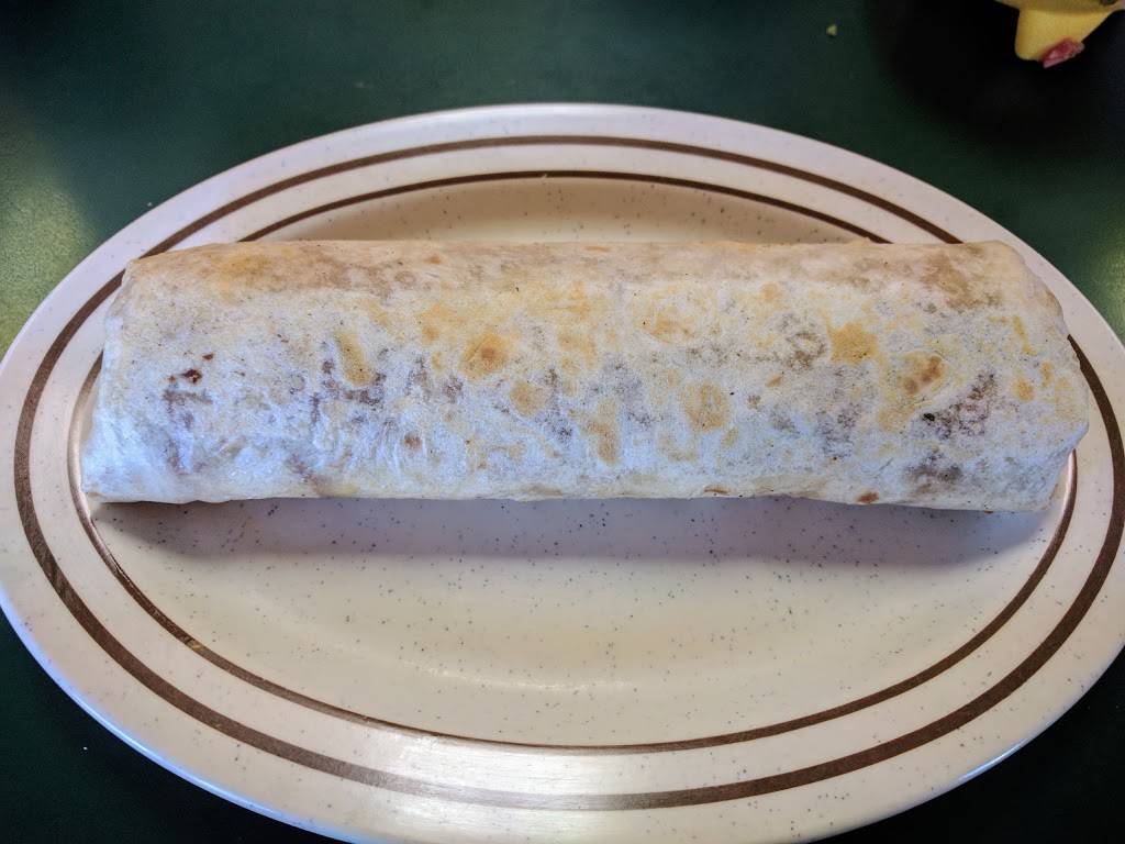 Ricos Mexican Food | restaurant | 222 E Sierra Ave, Portola, CA 96122, USA | 5308324017 OR +1 530-832-4017