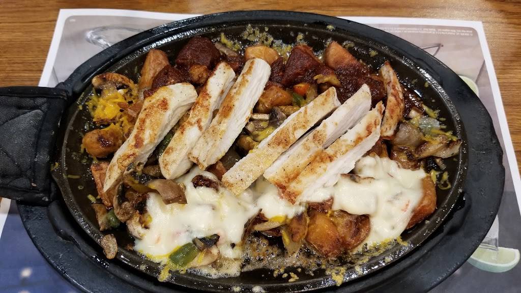 Dennys | restaurant | 2332 S Mooney Blvd, Visalia, CA 93277, USA | 5597344836 OR +1 559-734-4836