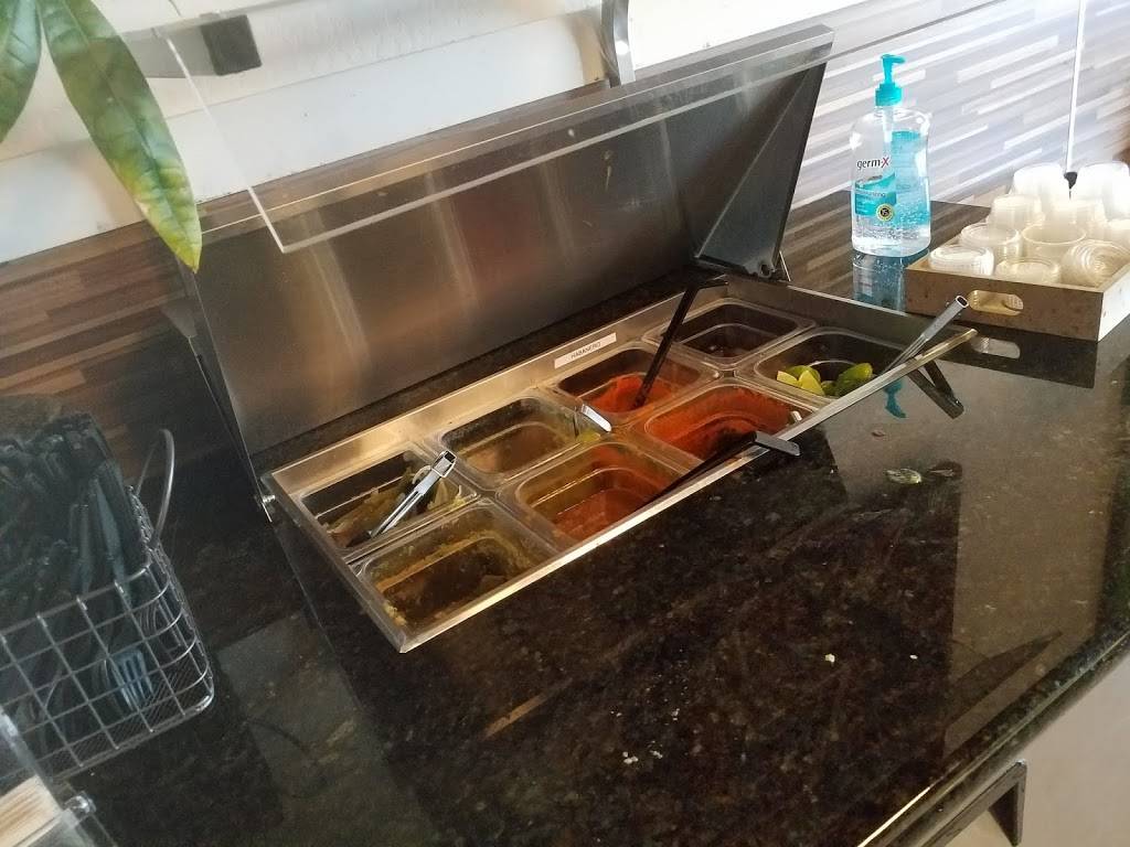 Tacos el Trompo A Mexican Tradition | restaurant | 3460 Highland Ave suite e, National City, CA 91950, USA | 6198564275 OR +1 619-856-4275