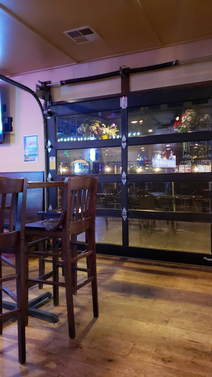 Kricketts Bar & Grill | restaurant | 14422 Pacific Ave S, Tacoma, WA 98444, USA | 2535311970 OR +1 253-531-1970