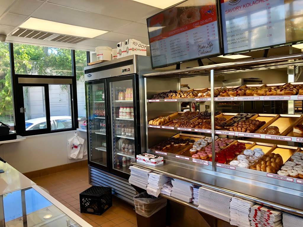 Shipley Do-Nuts | bakery | 8135 Interstate 10 Frontage Rd, Houston, TX 77024, USA | 3462044604 OR +1 346-204-4604