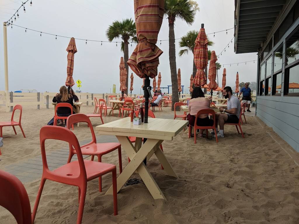 Back on the Beach Cafe | cafe | 445 Pacific Coast Hwy, Santa Monica, CA 90402, USA | 3103938282 OR +1 310-393-8282