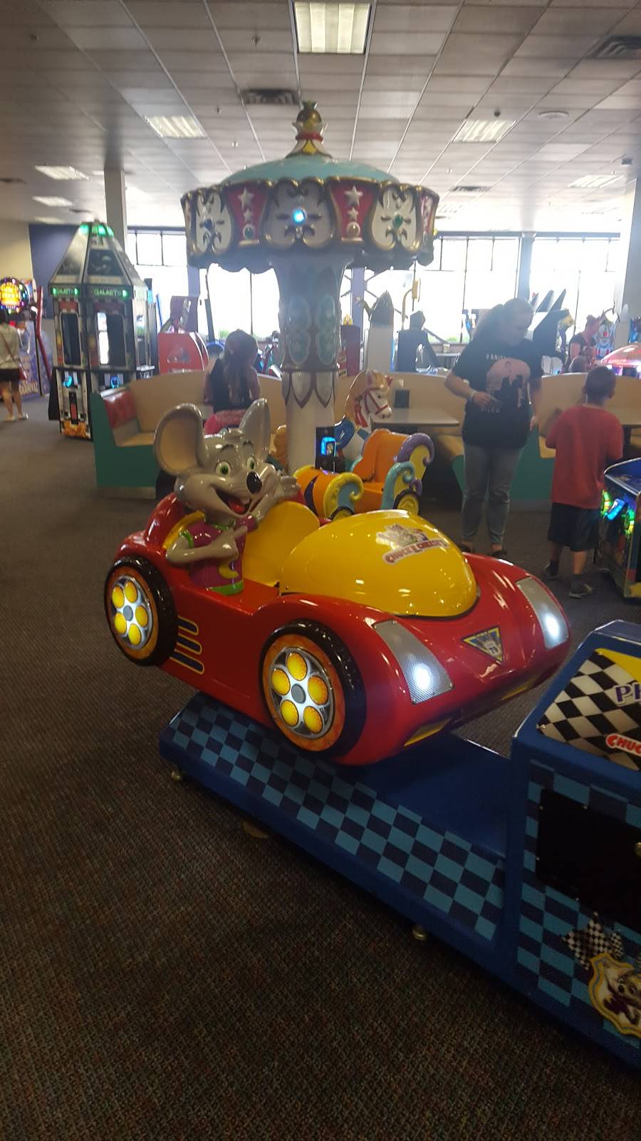 Chuck E. Cheese | restaurant | 1025 Burnsville Center, Burnsville, MN 55306, USA | 9528927786 OR +1 952-892-7786