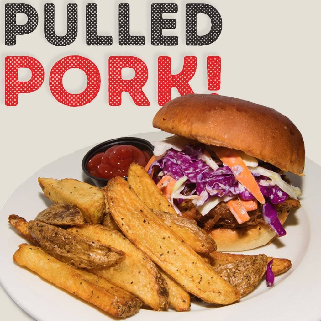 Coyotes Tavern | restaurant | 250 Little Britain Rd, Newburgh, NY 12550, USA | 8455611112 OR +1 845-561-1112