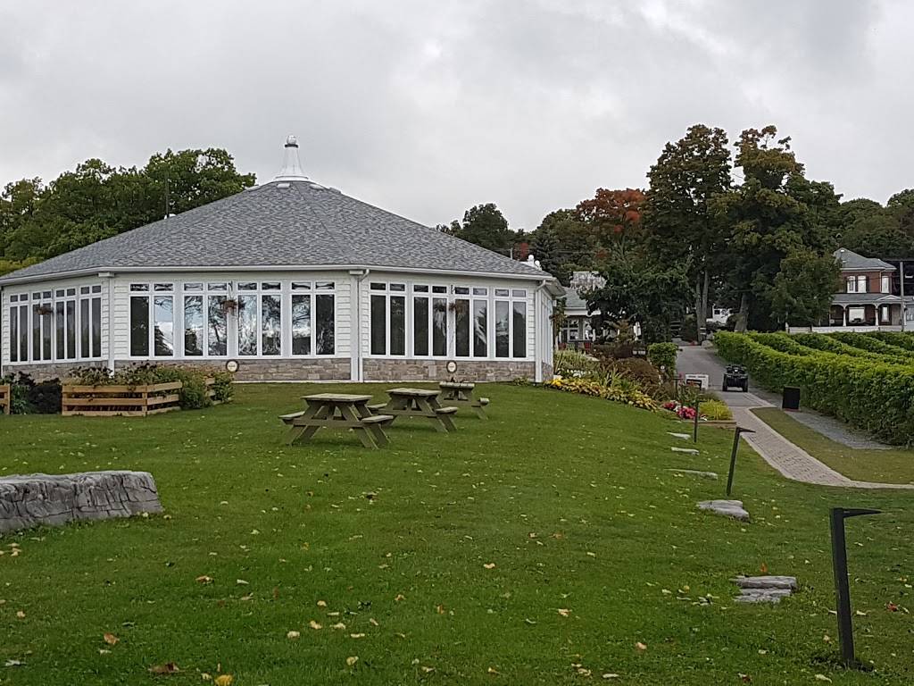 Waupoos Estates Winery & Restaurant | restaurant | 3016 County Road 8, Picton, ON K0K 2T0, Canada | 6134768338 OR +1 613-476-8338