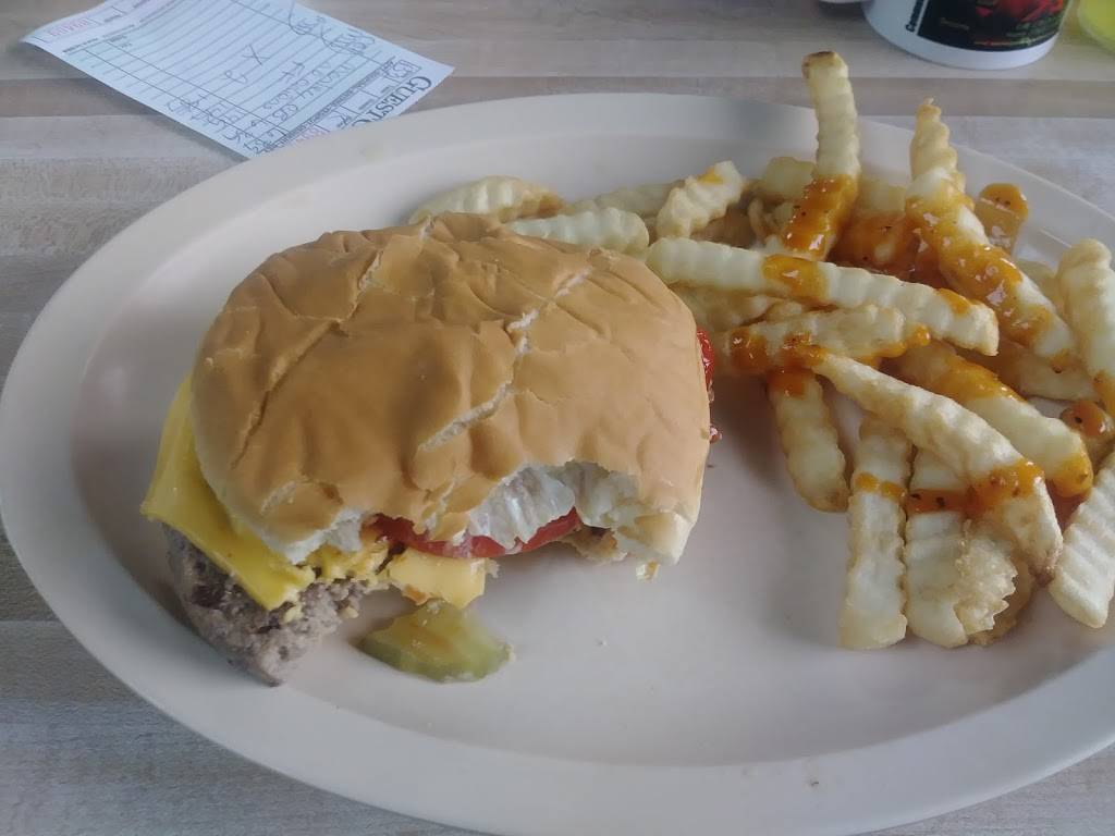 4 Little Pigs BBQ | restaurant | 198 W 5th St, Benton, KY 42025, USA | 2705279471 OR +1 270-527-9471