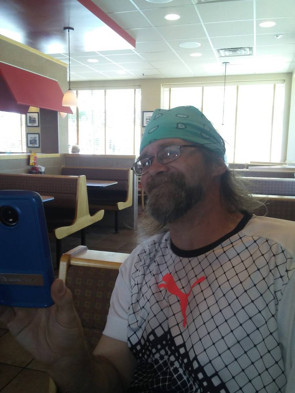 Dairy Queen Grill & Chill | restaurant | 304 E Badger St, Waupaca, WI 54981, USA | 7152588909 OR +1 715-258-8909