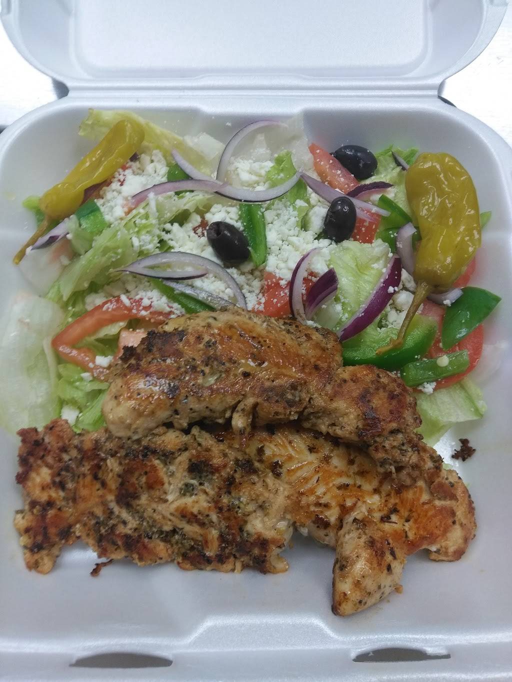 Louies Texas Red Hots | restaurant | 18 Webster St, North Tonawanda, NY 14120, USA | 7166924687 OR +1 716-692-4687