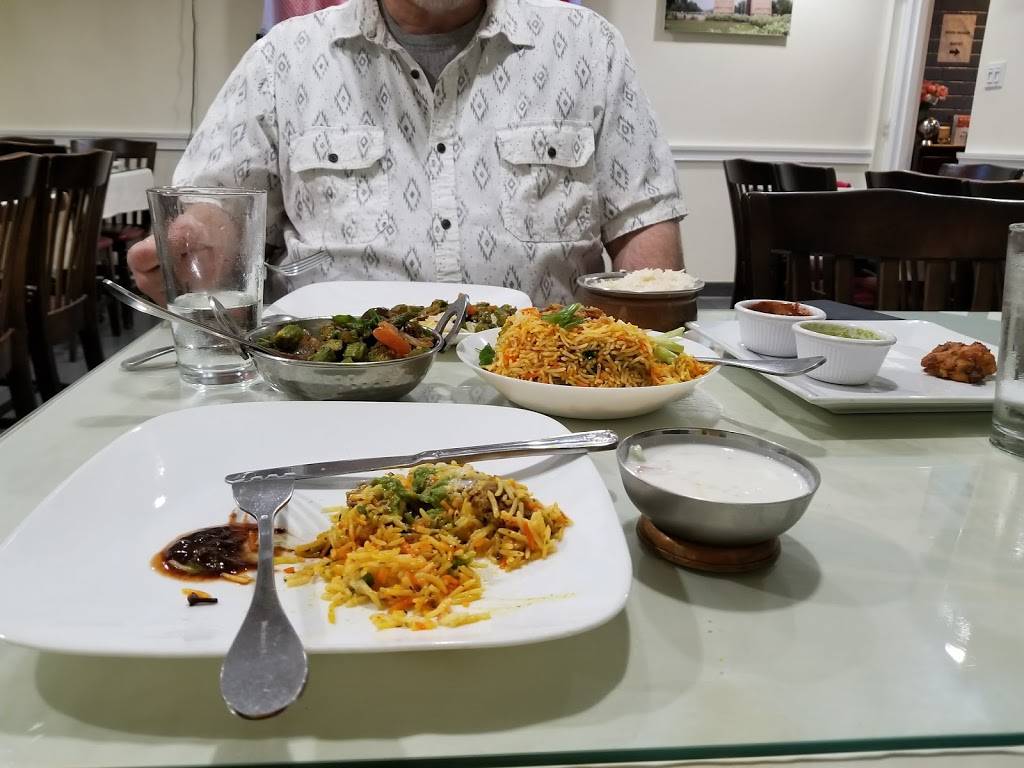 Kohinoor Dhaba Inc. | restaurant | 2800 S Eads St, Arlington, VA 22202, USA | 7037785005 OR +1 703-778-5005