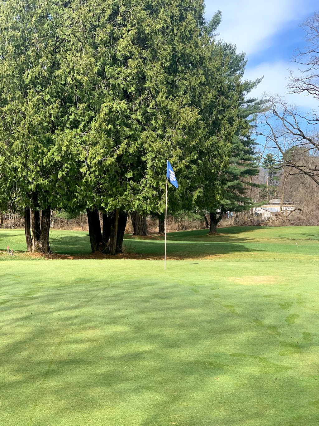 Sunnyside Par 3 | restaurant | 170 Sunnyside Road, Queensbury, NY 12804, USA | 5187920148 OR +1 518-792-0148