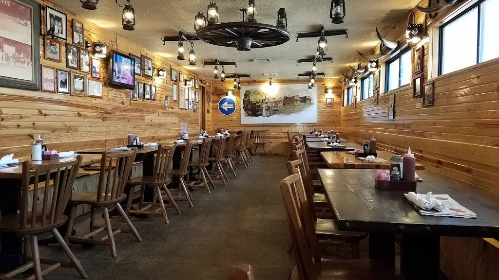 Ranchmans Ponder Steakhouse | cafe | 110 W Bailey St, Ponder, TX 76259, USA | 9404792221 OR +1 940-479-2221