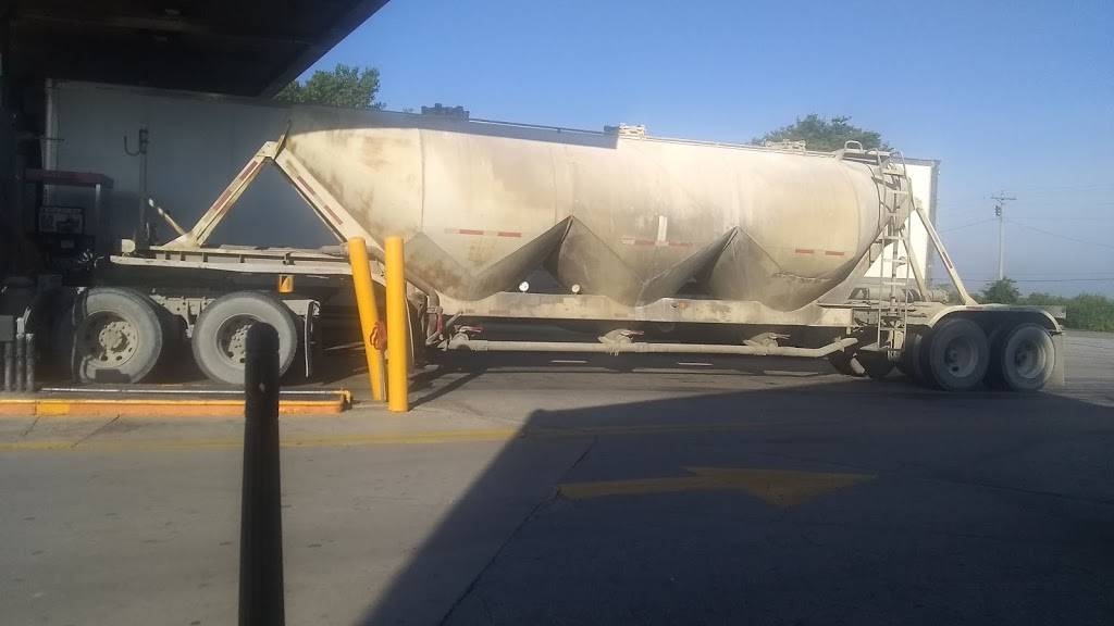 Pilot Travel Center | restaurant | 7720 TN-222, Stanton, TN 38069, USA | 9014663535 OR +1 901-466-3535