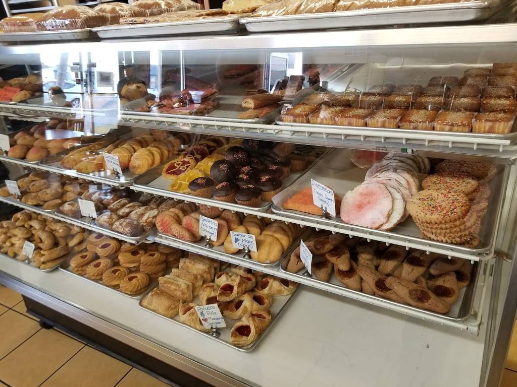 Pacitas Salvadorian Bakery | bakery | 14760 E 14th St, San Leandro, CA 94578, USA | 5106670441 OR +1 510-667-0441