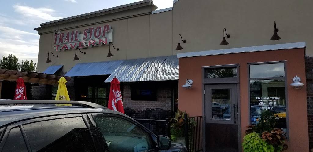 Trail Stop Tavern | restaurant | 525 Diffley Rd, Eagan, MN 55123, USA | 6514933035 OR +1 651-493-3035