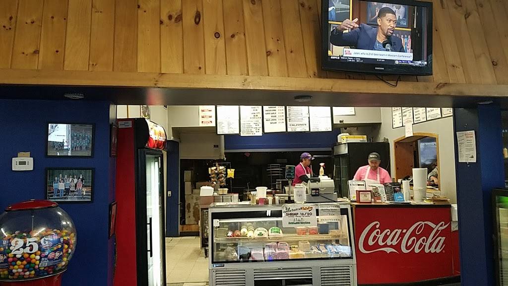 Luigis | restaurant | 101 N Main St, Naples, NY 14512, USA | 5853745110 OR +1 585-374-5110