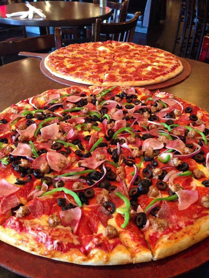 Me-n-Eds Coney Island Grill | restaurant | 175 E Via Del Parque, Fresno, CA 93720, USA | 5594401088 OR +1 559-440-1088